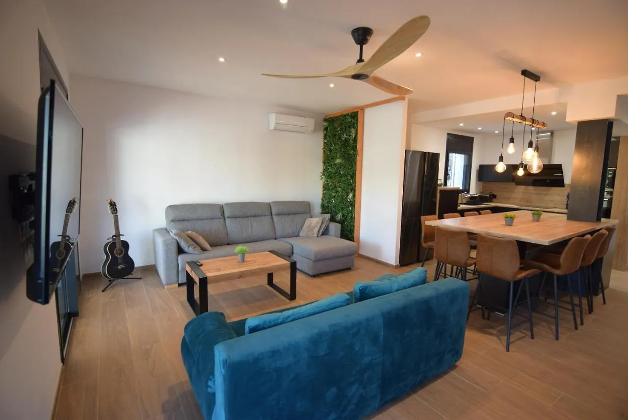 הוילה אמפוריבראבה 399-Casa Moderna Con Amarre 14M Y Piscina Privada 0*,